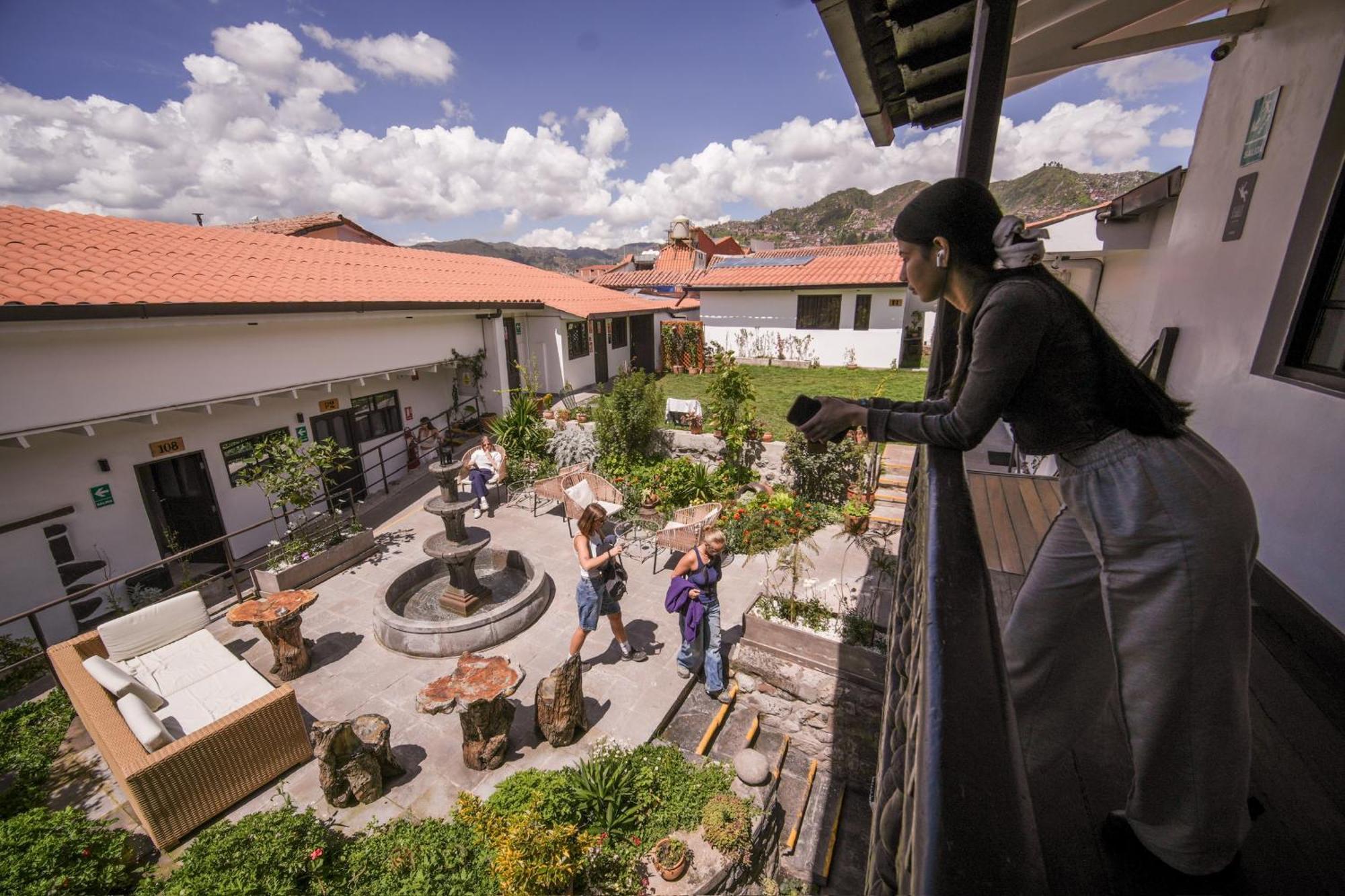 Black Llama Hostel Cusco Extérieur photo